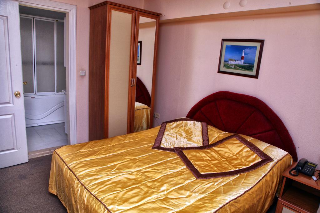 Rainbow 48 Apart Hotel Isztambul Szoba fotó